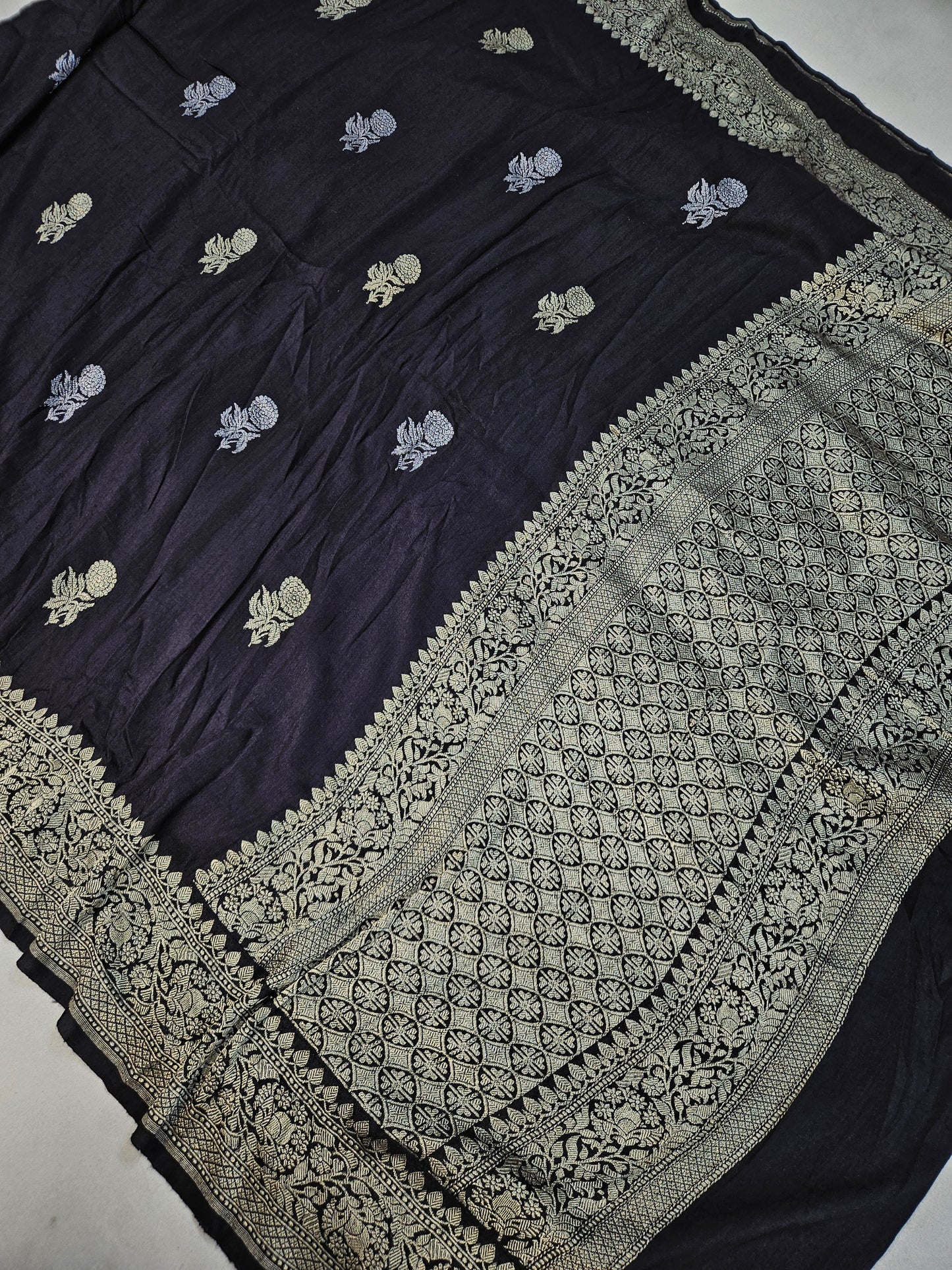 handloom pure moonga silk banarasi saree in Black