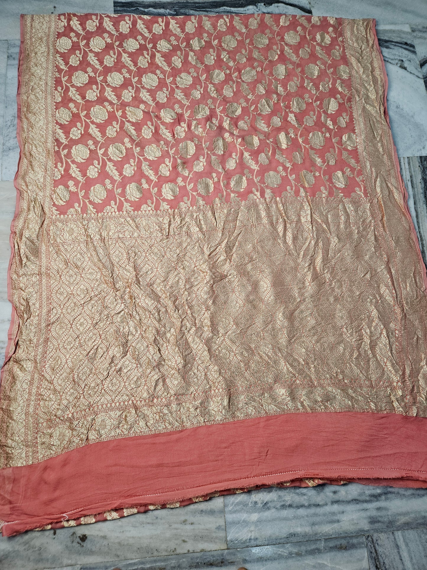 Pure Georgette Jungla Weaving Banarasi Saree in Fine Peach