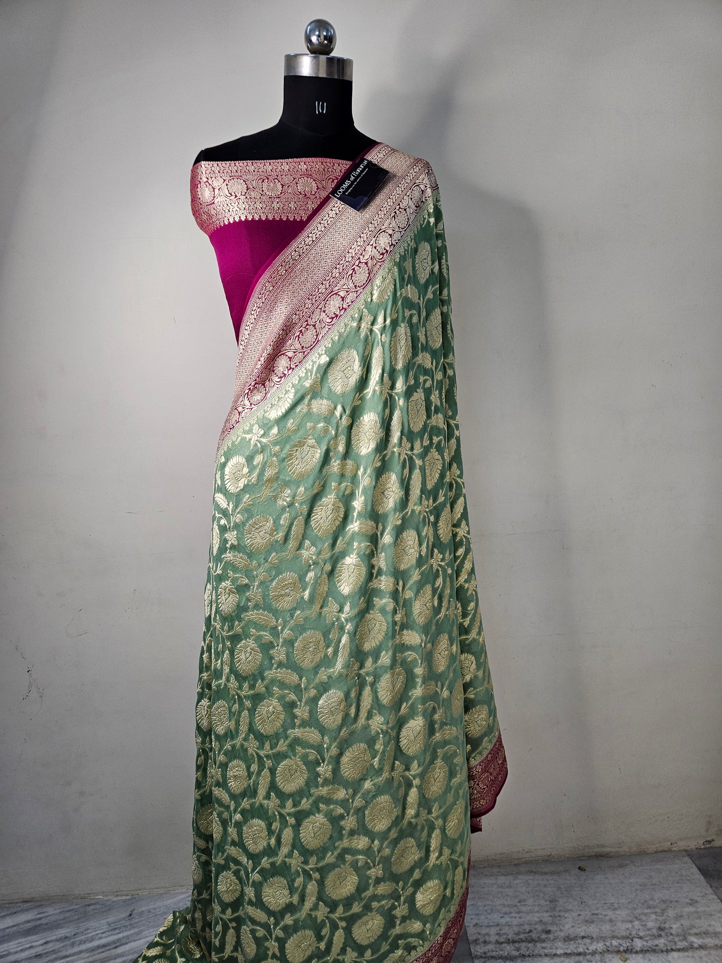 Pure Contrast Georgette Jungla Weaving Banarasi Saree