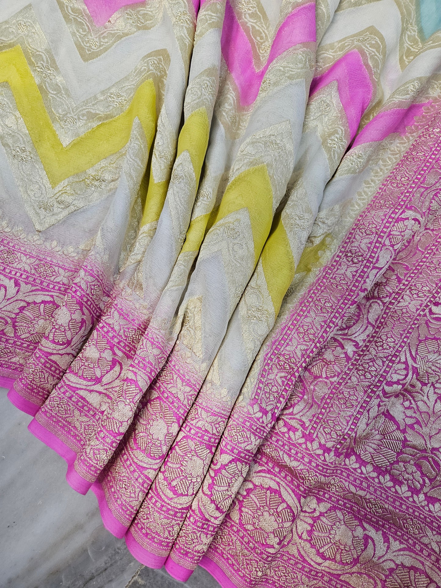 Pure Georgette Zig-Zag Hand Brush Work Banarasi Saree