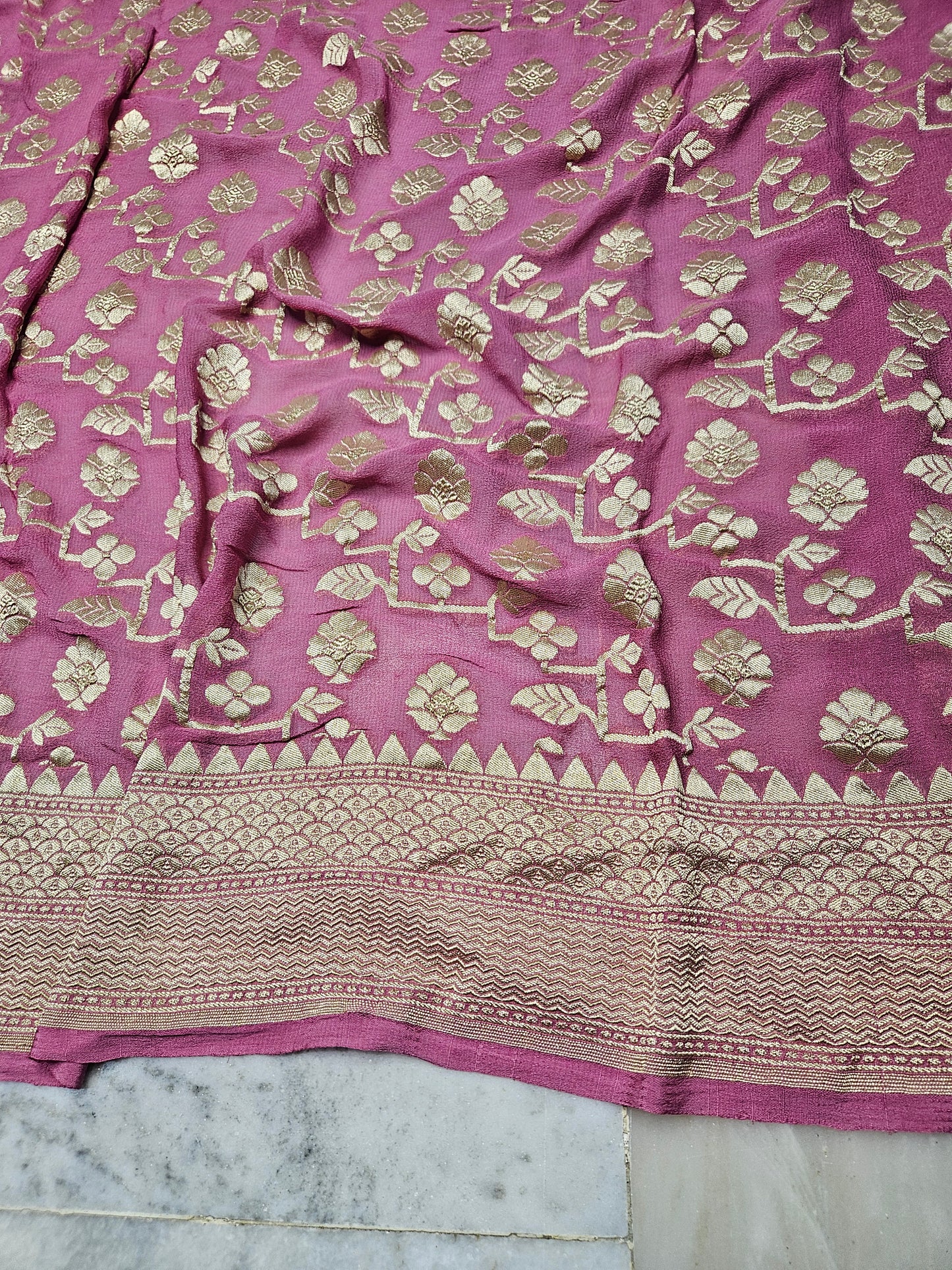 Pure Georgette Jungla Weaving Banarasi Saree in Gaajri Pink