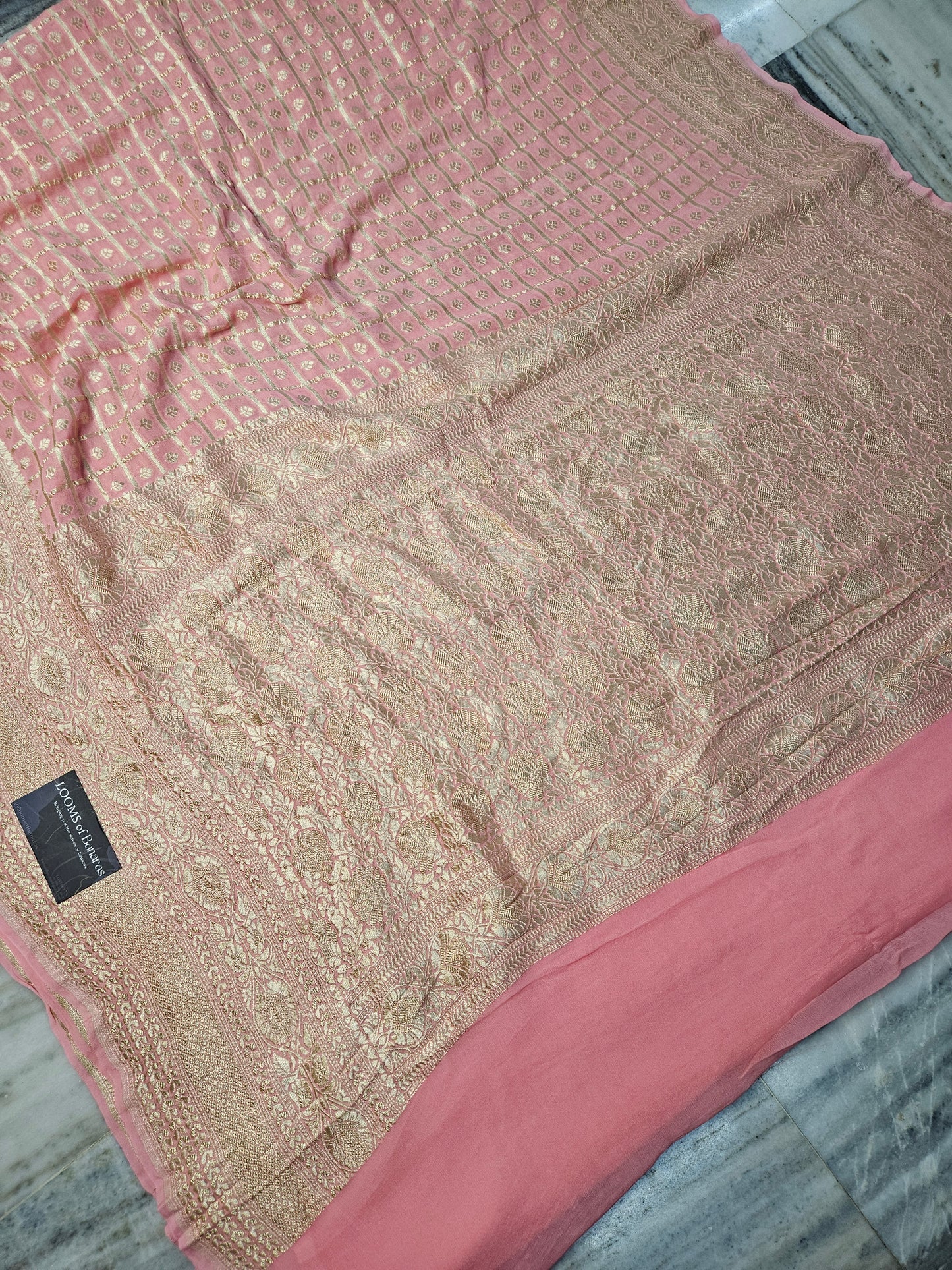 Pure Georgette Jungla Weaving Banarasi Saree in peach