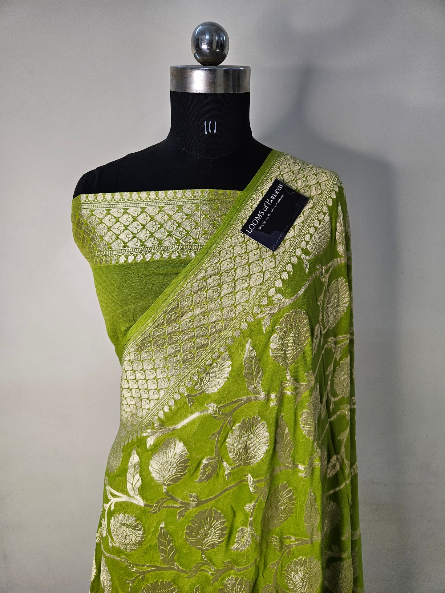 pure georgette silk woven tested zari banarasi saree in Mehendi green