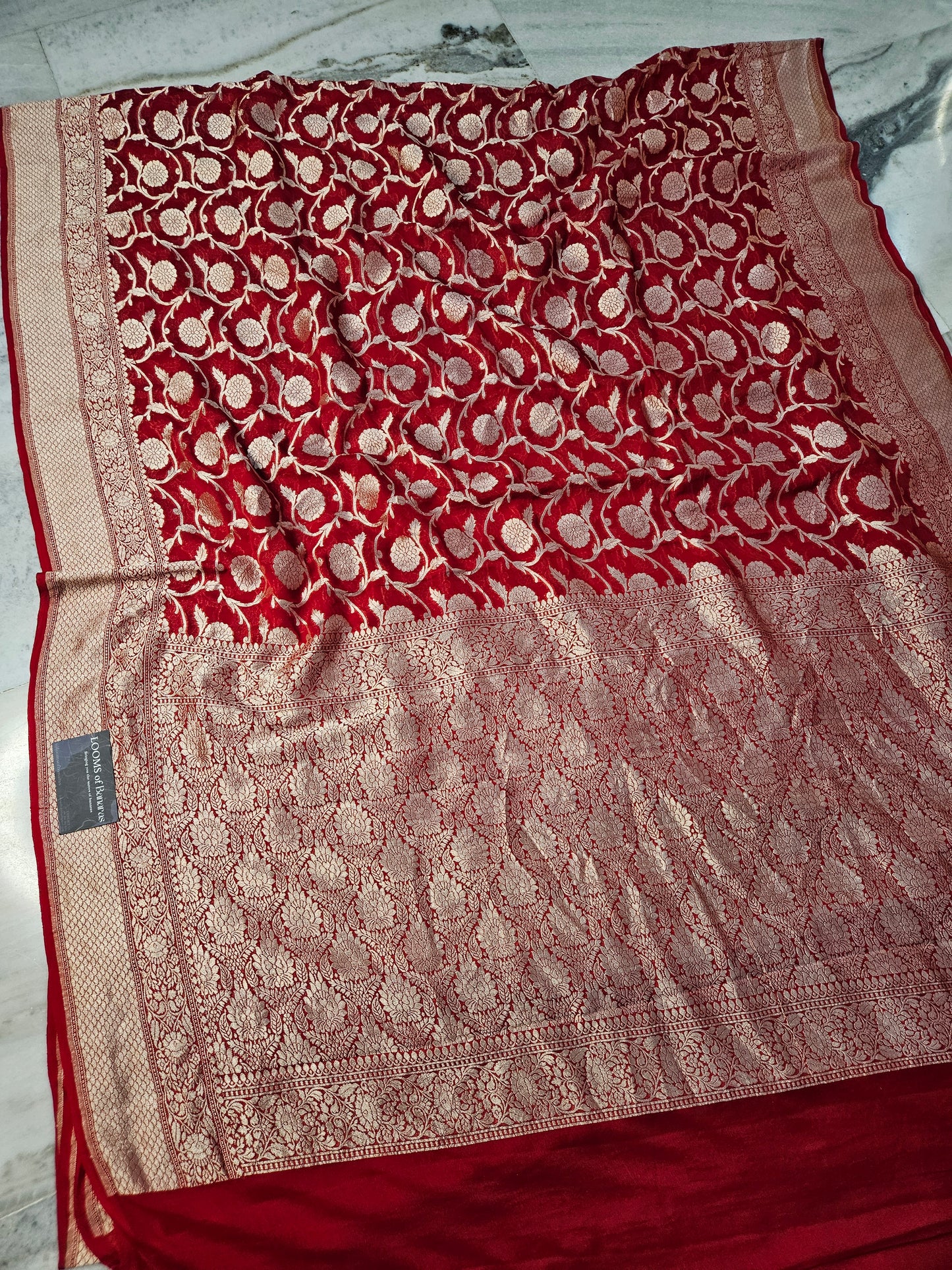 pure georgette silk woven tested zari banarasi saree in Premium red