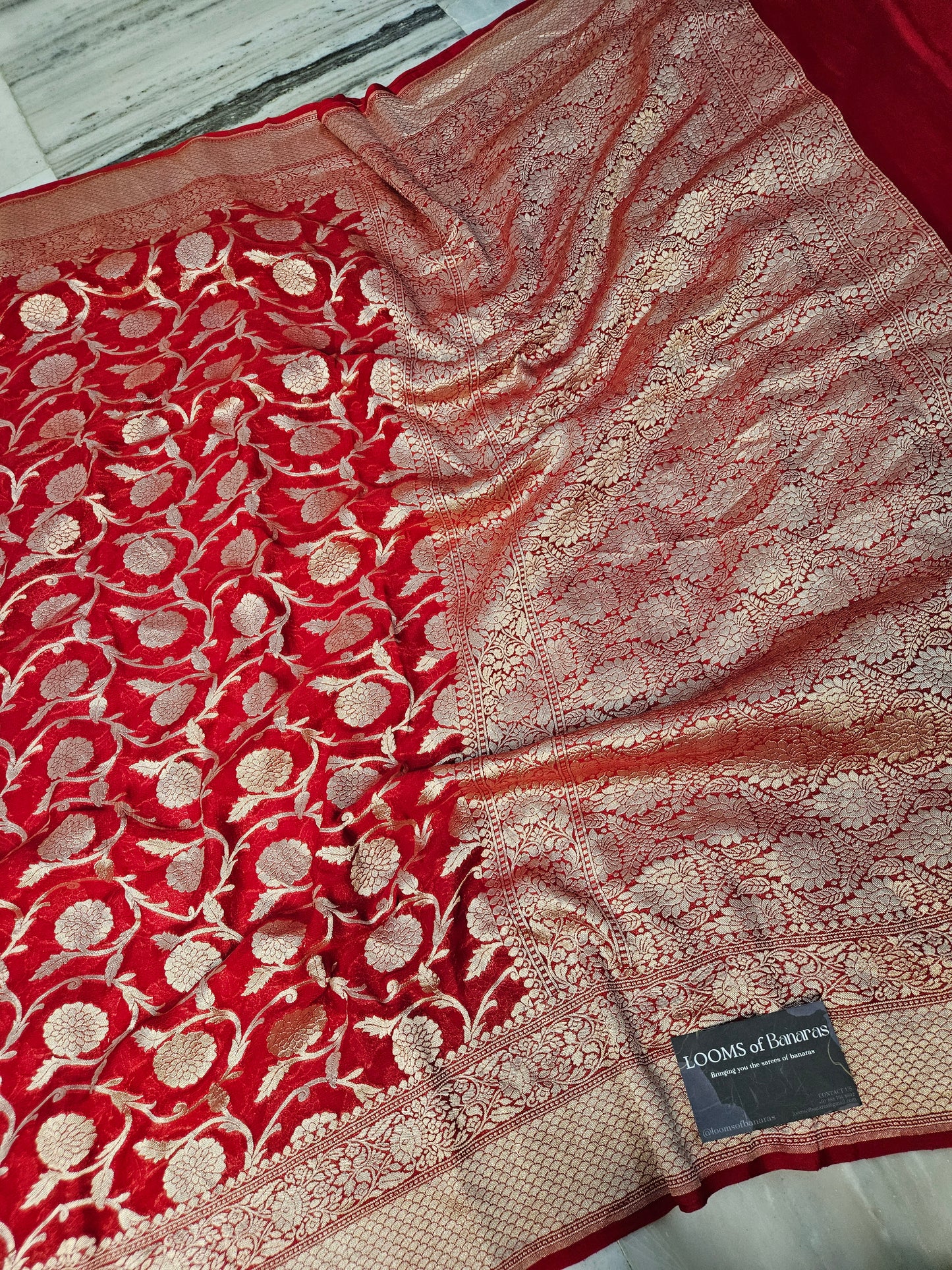 pure georgette silk woven tested zari banarasi saree in Premium red