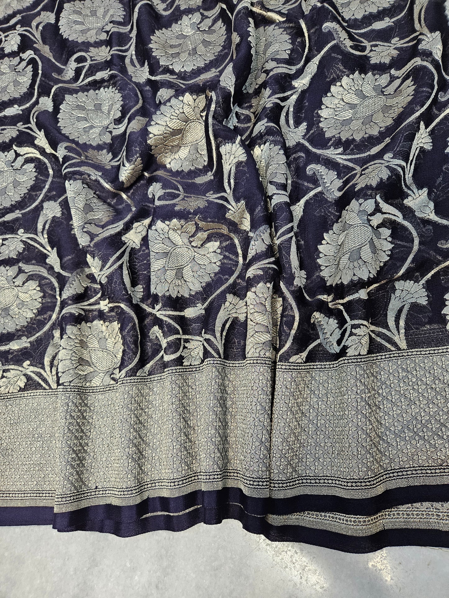 pure georgette silk woven tested zari banarasi saree in Jet black