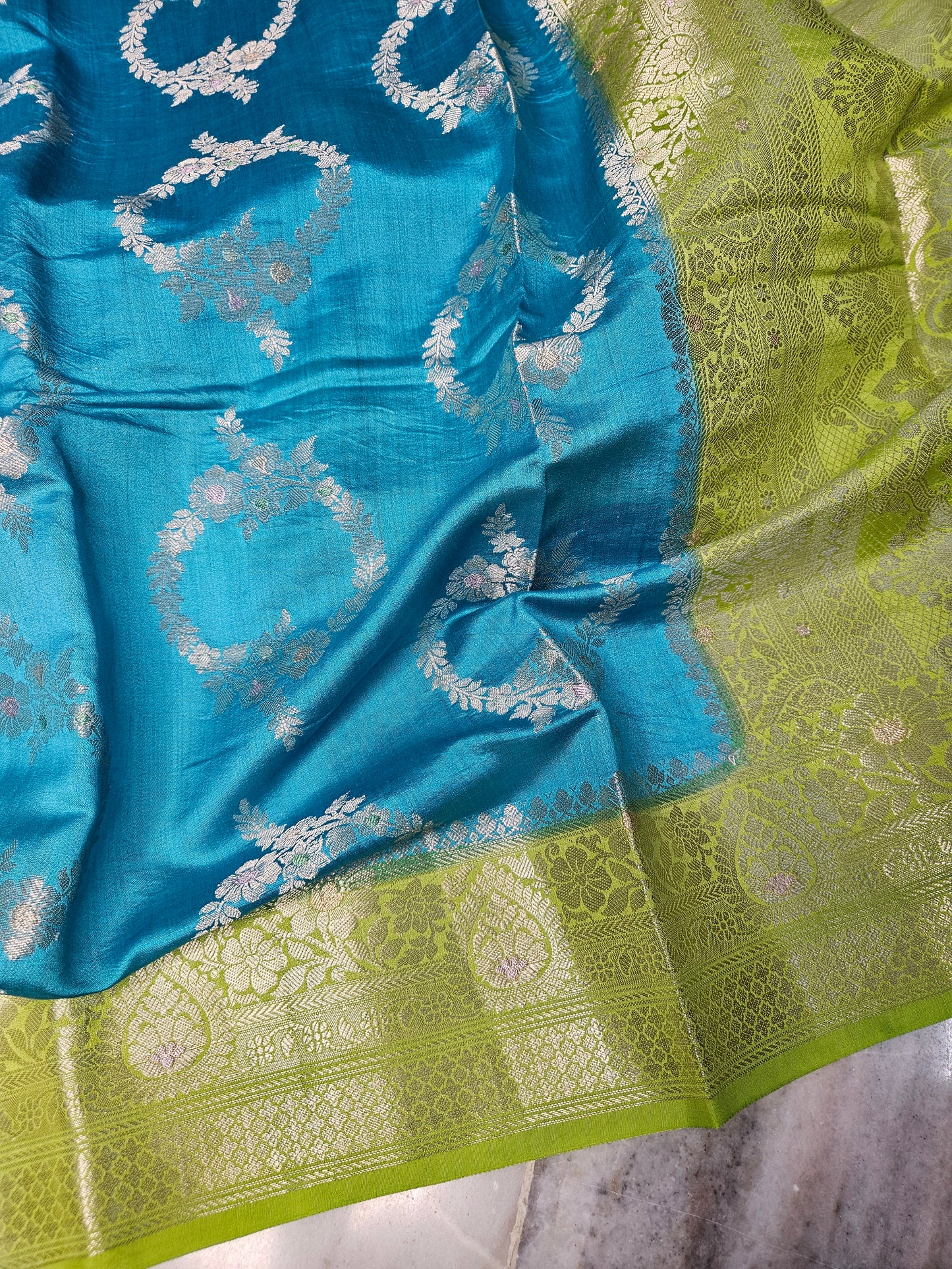 Pure Chiniya Silk Banarasi Jungla Work Saree