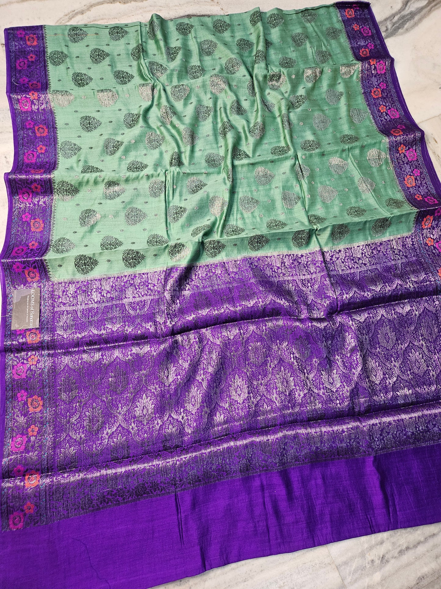 Pure Chiniya Silk Banarasi Contrast Saree in Deep Green