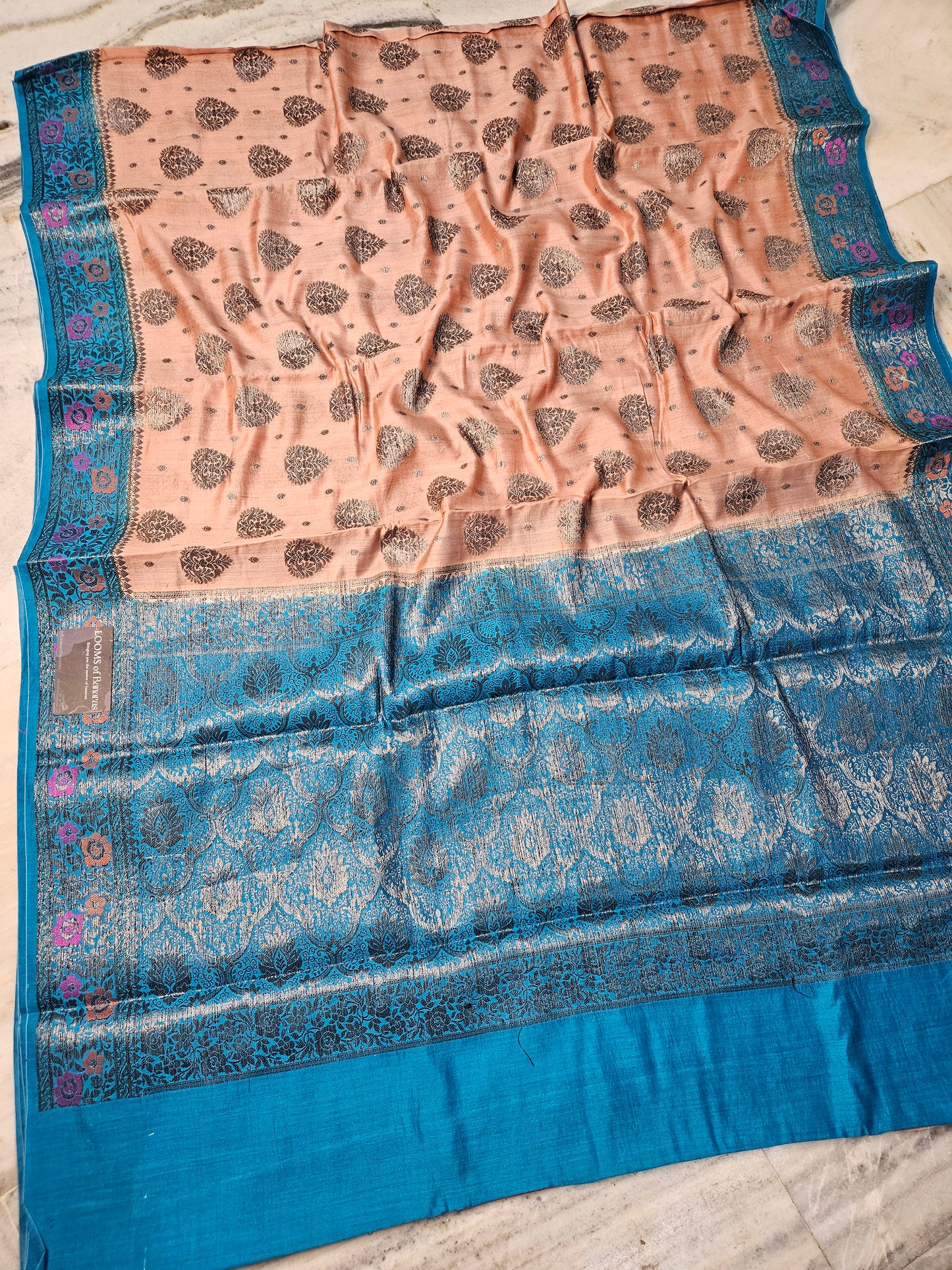 Pure Chiniya Silk Banarasi Contrast Saree in Onion Pink