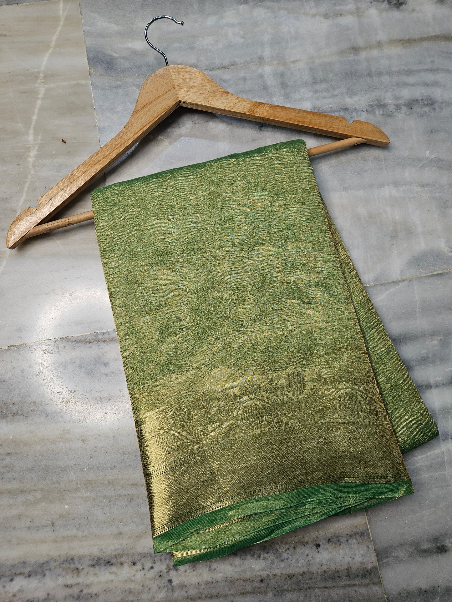 Pure Kora Tissue Crush aanchal border Banarasi Saree in Light Green