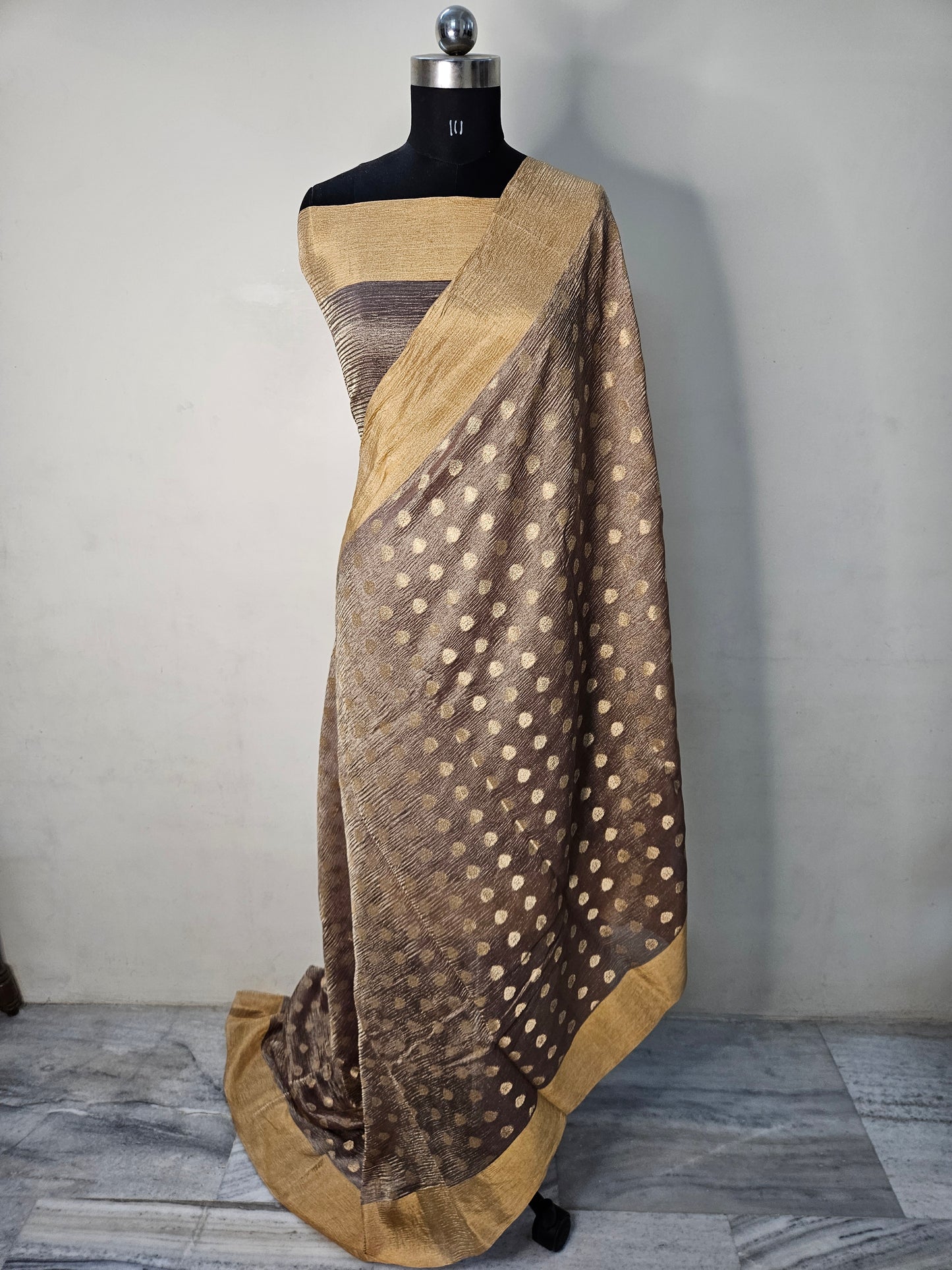 Pure Tissue Kora Weaving Banarasi Buti Saree in Grey