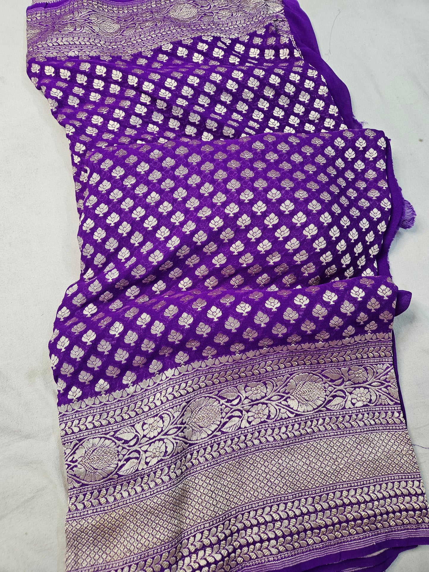 pure georgette silk buti woven tested zari banarasi saree in Purple
