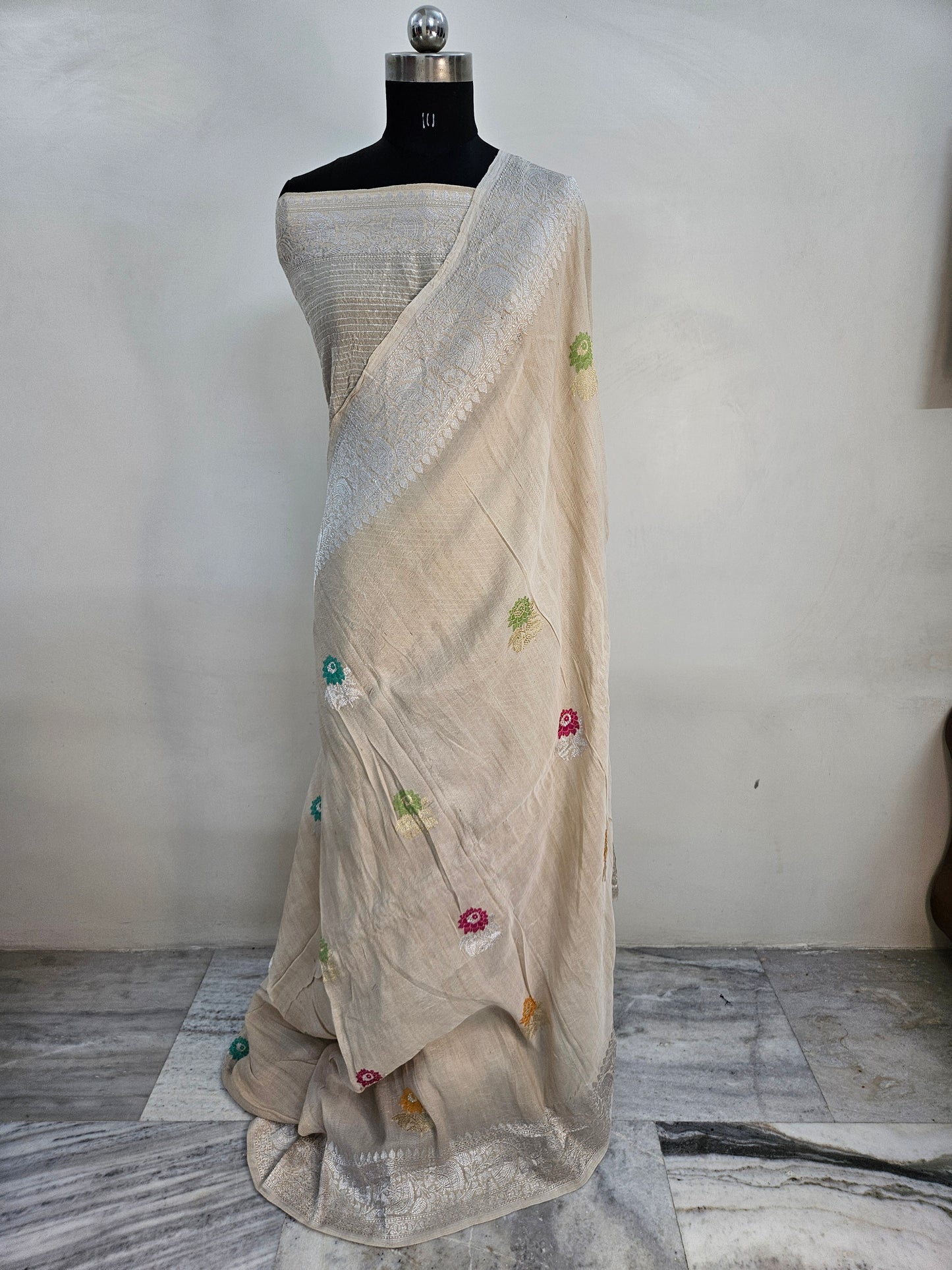 pure tussar silk handloom banarasi meena woven saree in Natural tussar